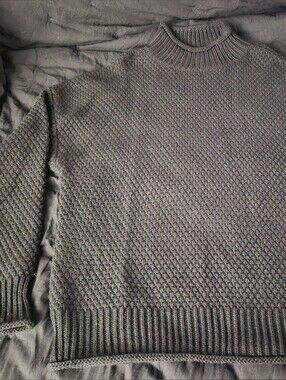 Truth Women's Textured Turtleneck Sweater - Black